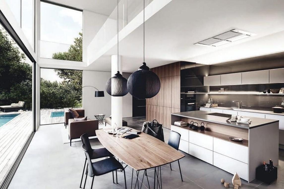 Kitchen & dining