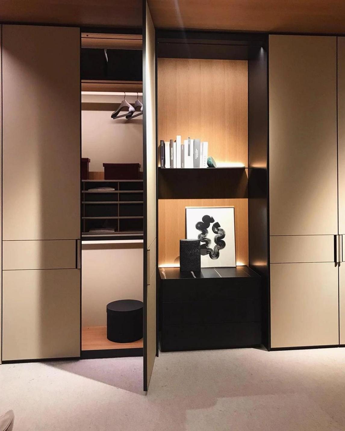 Display & storage